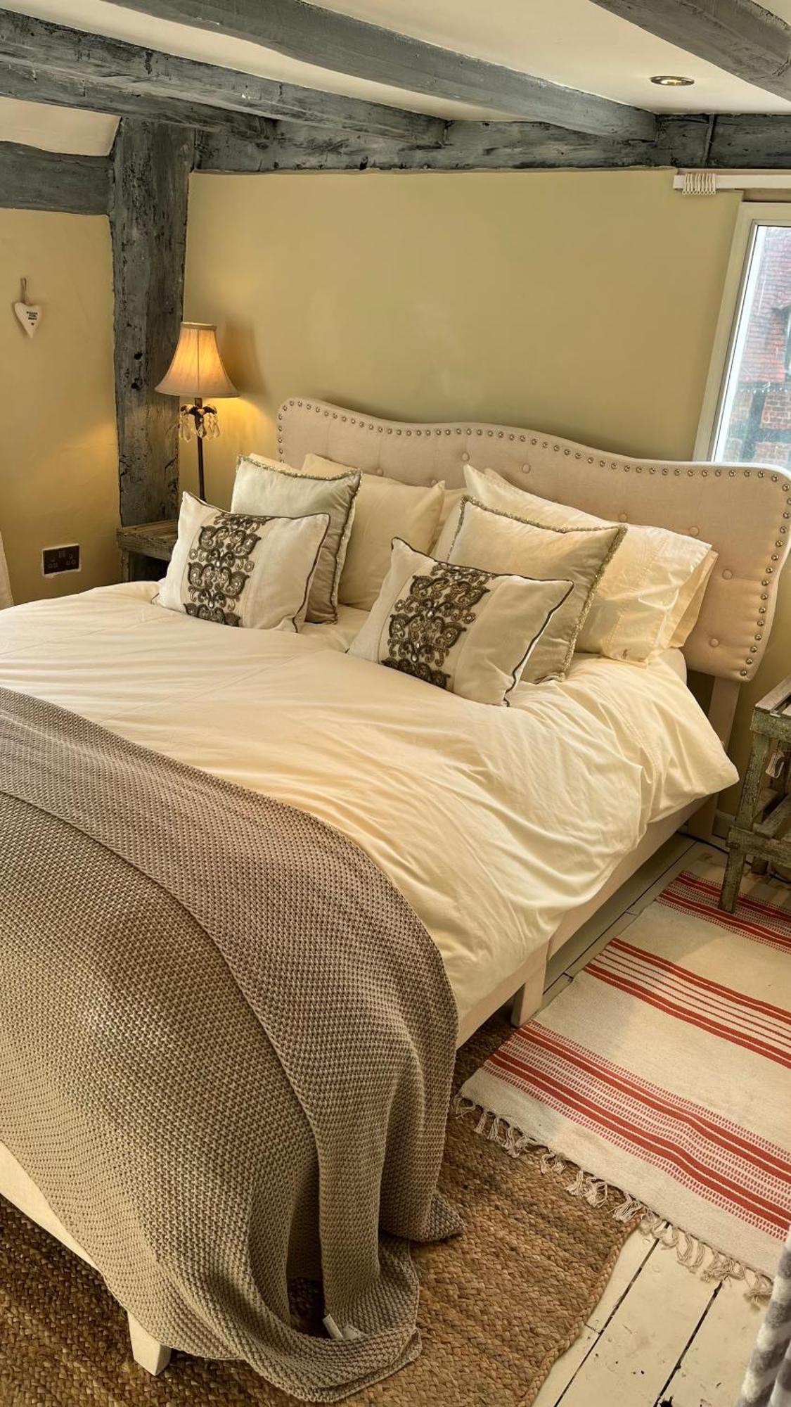 Bed and Breakfast Spenford House 1640 Listed House Idilic Location Pub Walking Distance à Loppington Extérieur photo